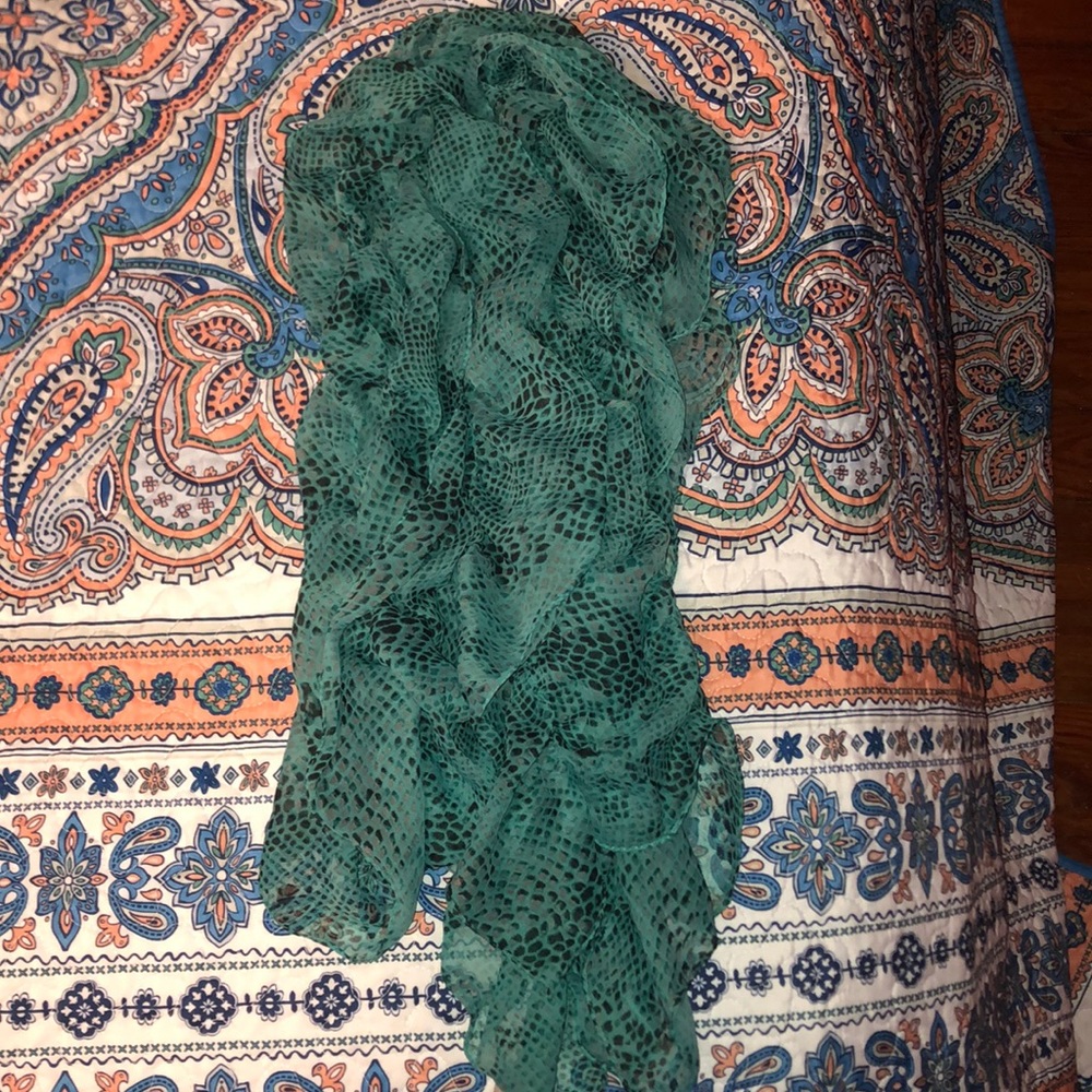 Snake printed scarf 🎀